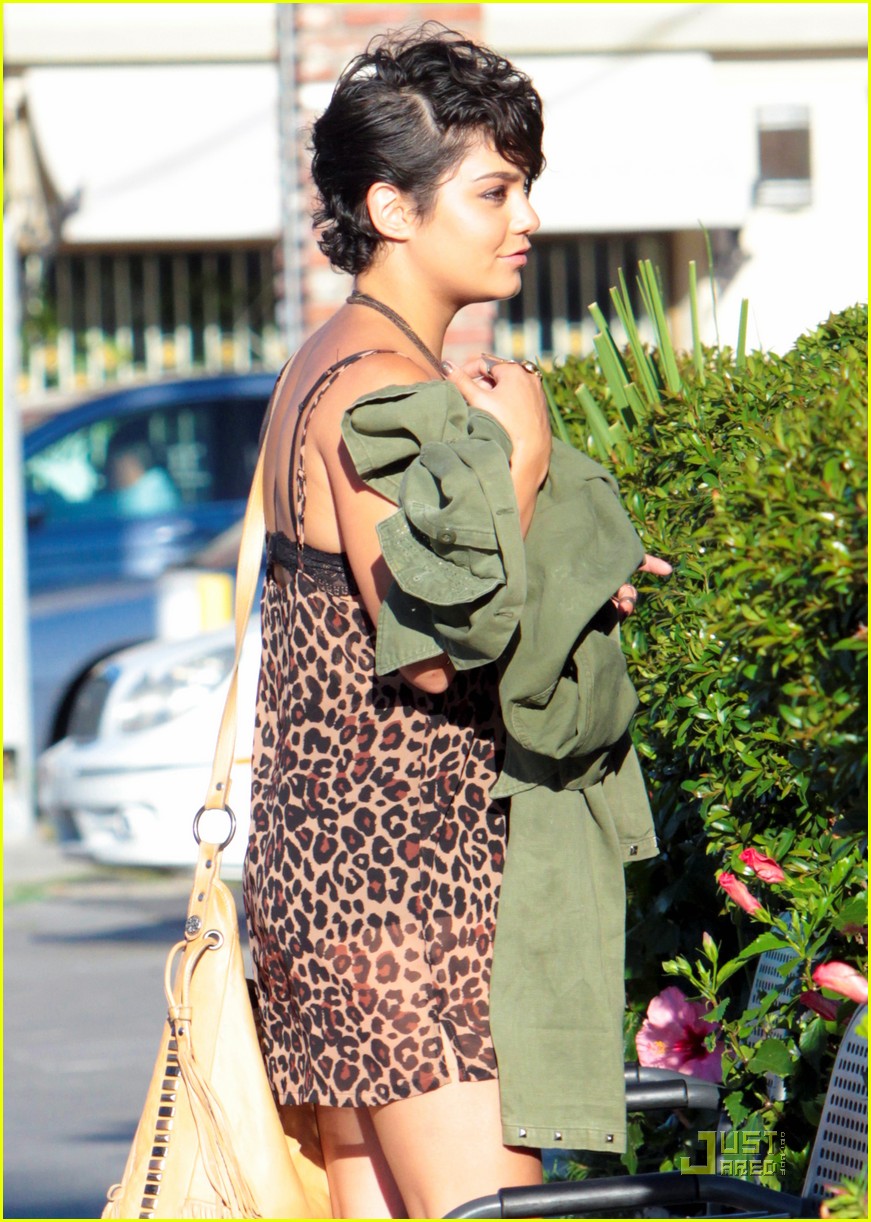 Vanessa Hudgens: Leopard Lady: Photo 2565871 | Vanessa Hudgens Photos