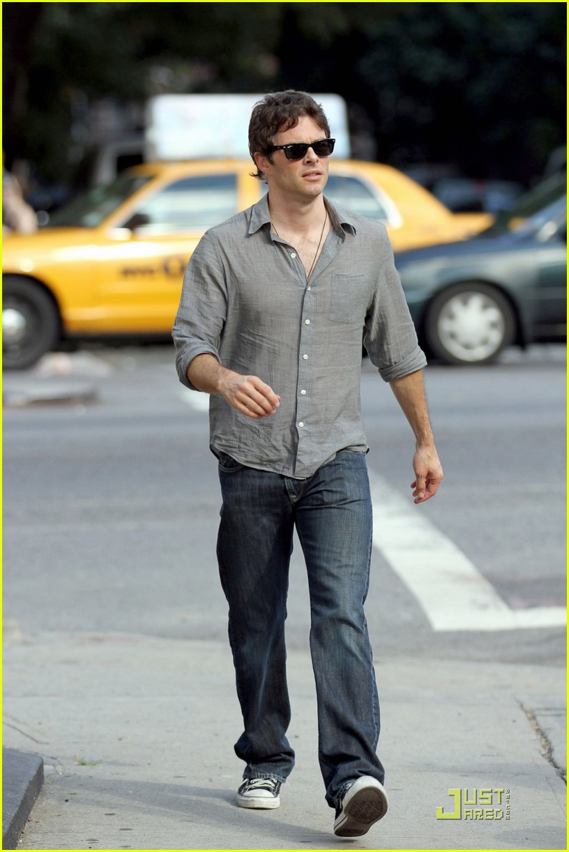 James Marsden NYC Sunday Stroll! Photo 2565534 James Marsden Photos Just Jared Celebrity