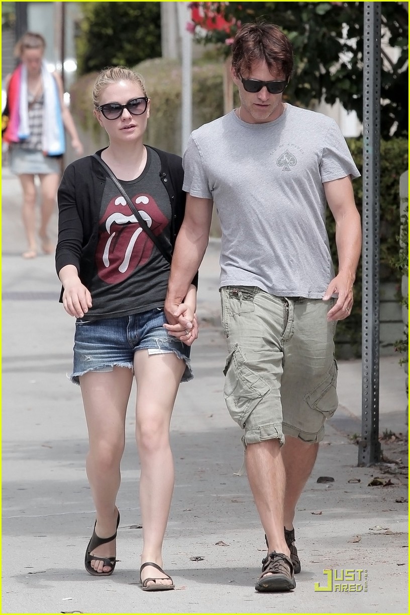 Anna Paquin & Stephen Moyer Venice Beach Brunch! Photo 2565654 Anna