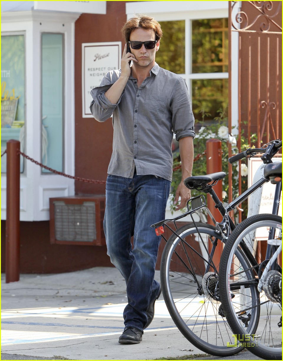 Anna Paquin & Stephen Moyer Venice Beach Brunch! Photo 2565655 Anna