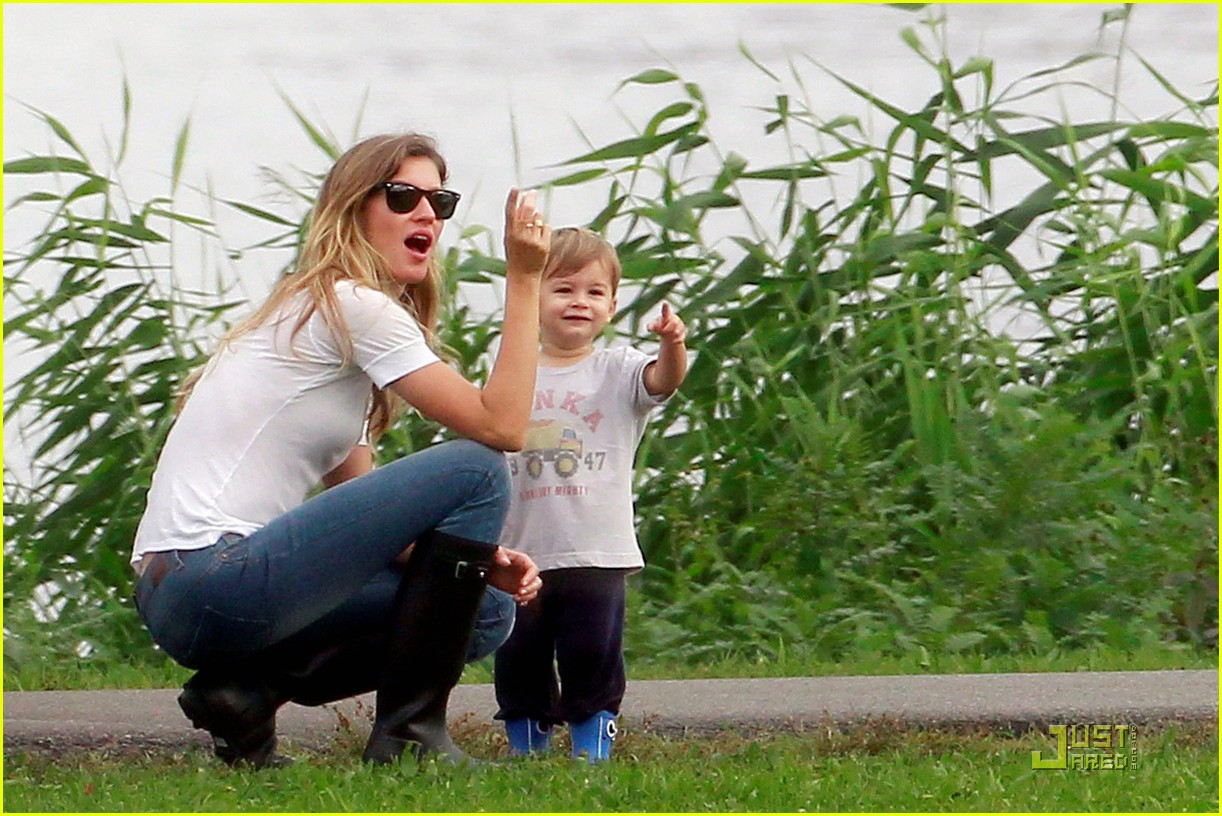Gisele Bundchen & Benjamin Check Out Boston's Riverfront: Photo 2583550 ...