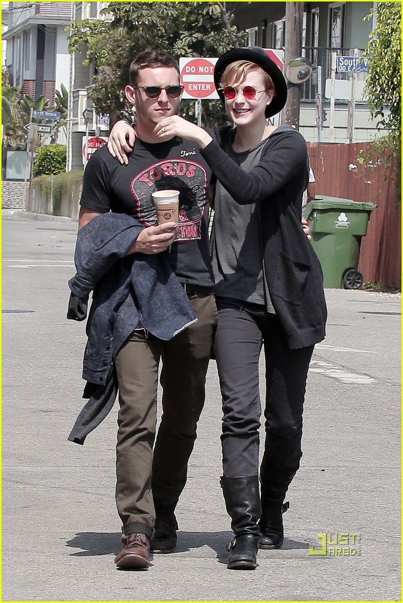 Evan Rachel Wood & Jamie Bell Venice Beach Boardwalk! Photo 2580550