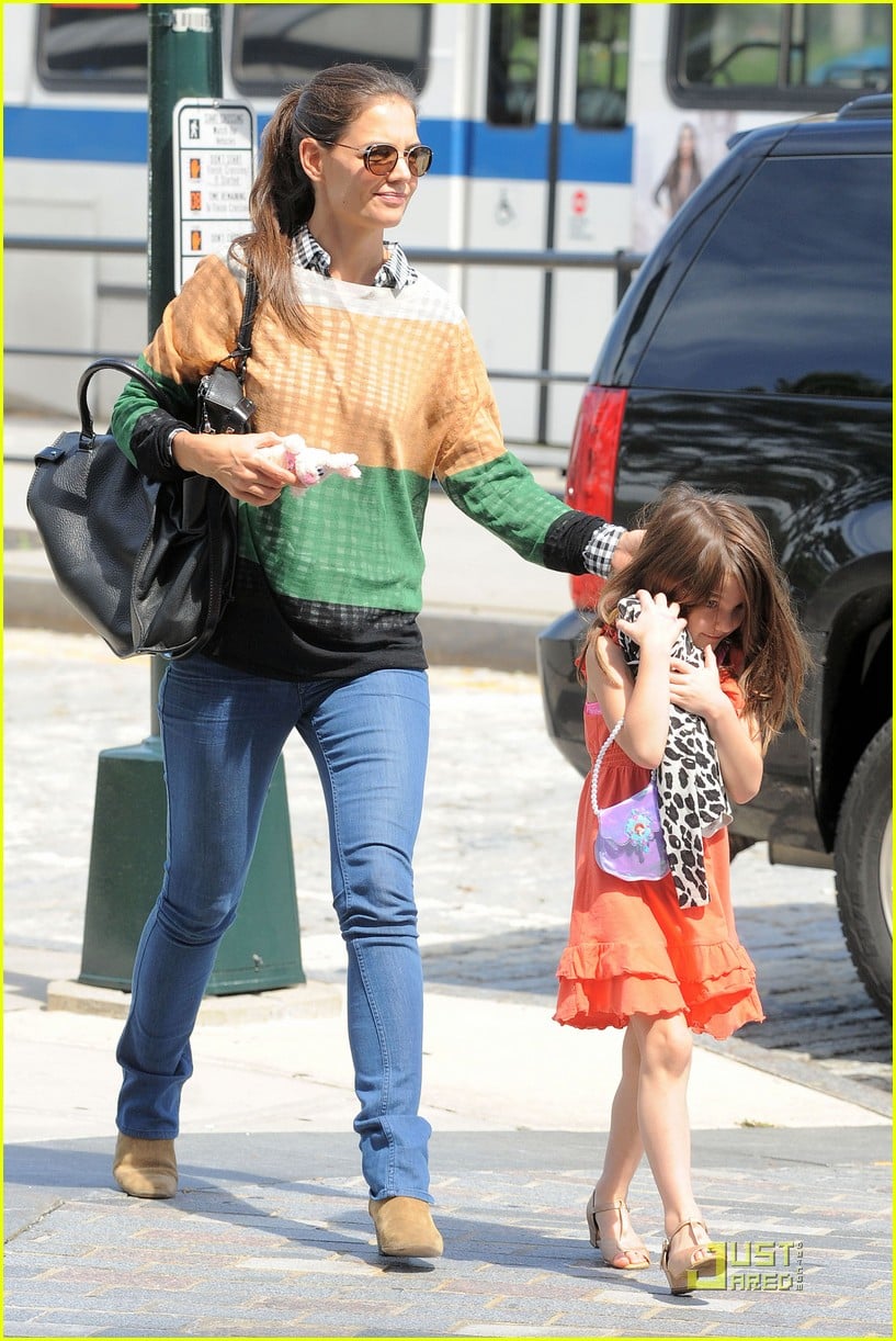 Katie Holmes & Suri Chelsea Piers Pair Photo 2577757 Celebrity(02)