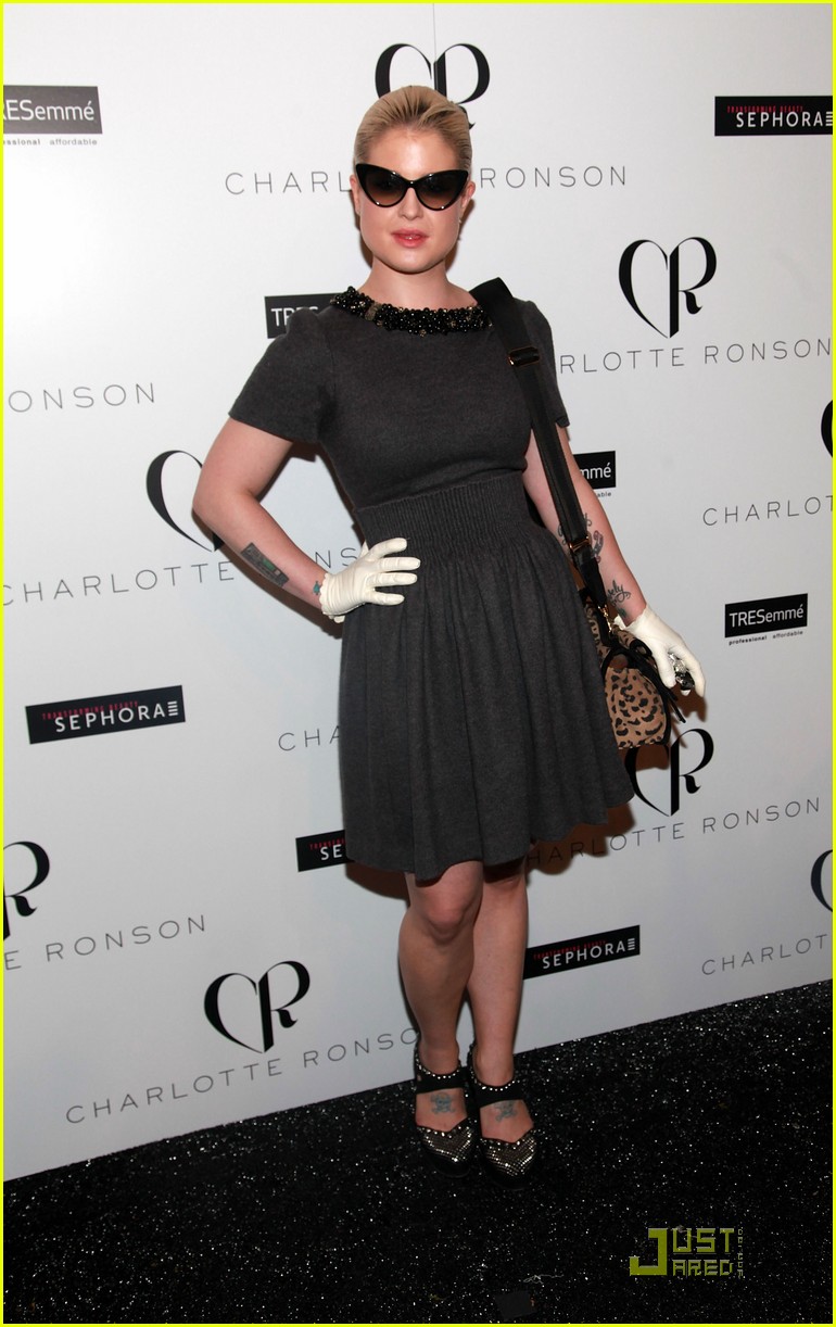 Kelly Osbourne Wears White Gloves to Fashion Week Photo 2578823 Charlotte Ronson, Joy Bryant