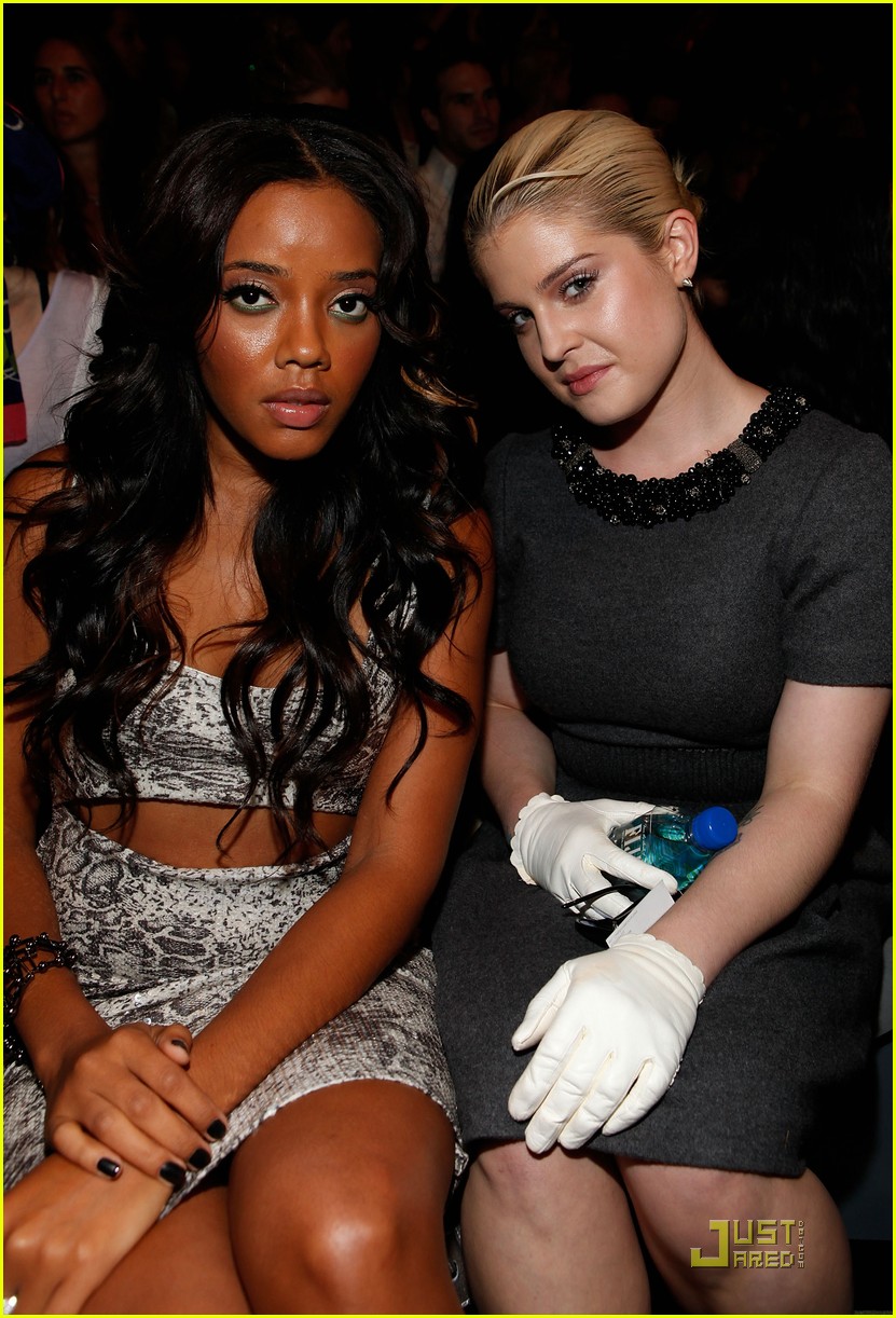 Photo kelly osbourne wears white gloves to fashion week 04 Photo 2578826 Just Jared