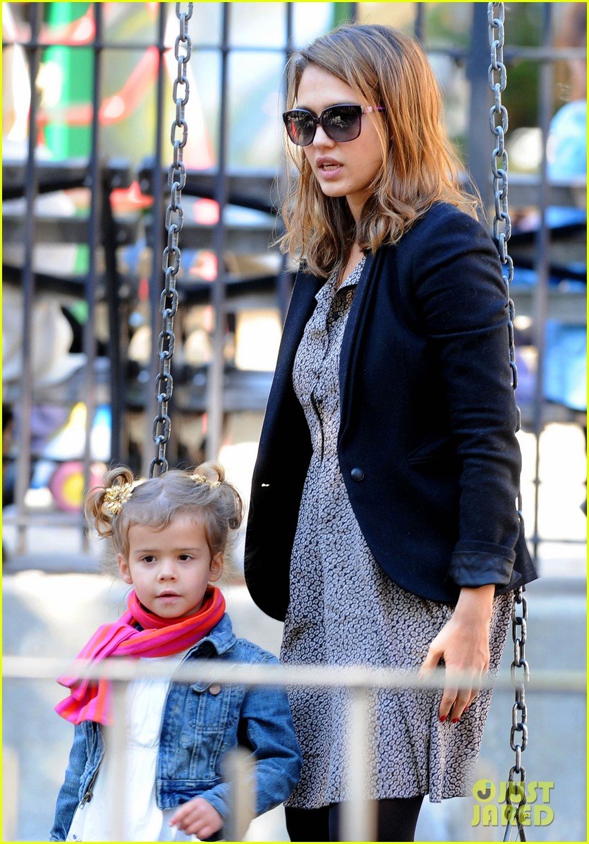 Jessica Alba Park Playdate With Haven & Honor! Photo 2594280 Cash