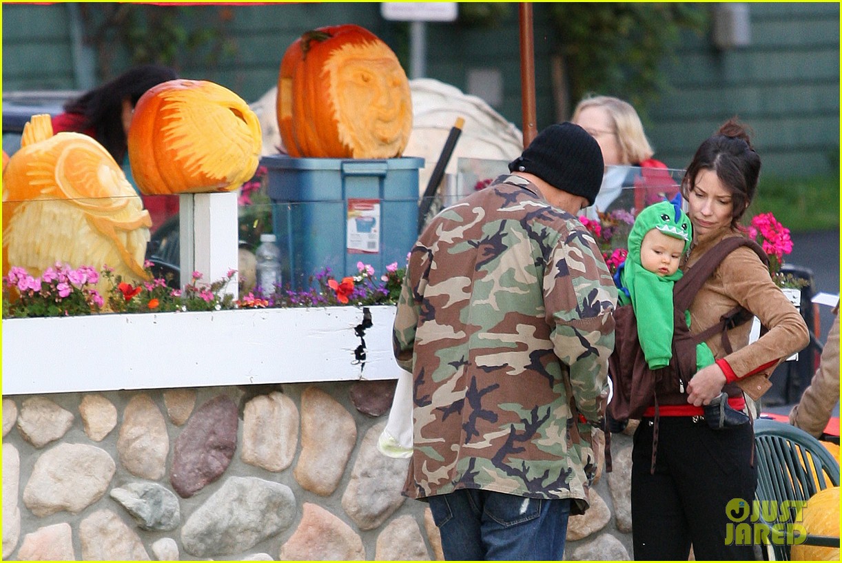 Full Sized Photo of evangeline lilly baby boy 12 Photo 2592783 Just