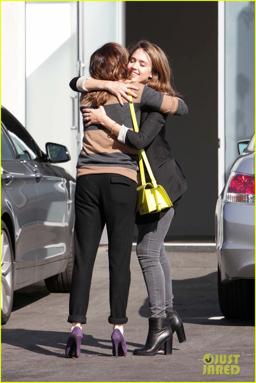 Jessica Alba: Fred Segal with a Friend: Photo 2603402 | Jessica Alba