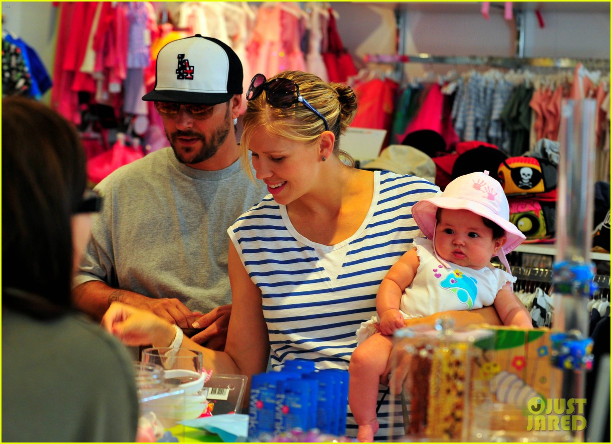 Kevin Federline Sydney Sightseeing With Baby Jordan! Photo 2602052