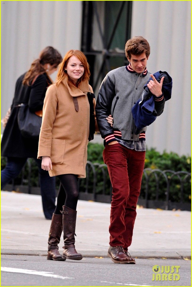 Emma Stone & Andrew Garfield Holding Hands in NYC! Photo 2602605