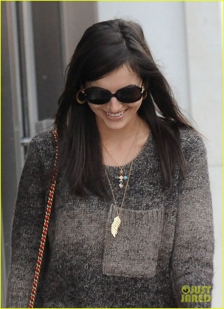 Camilla Belle: Gucci Gal on Rodeo Drive: Photo 2611730 | Camilla Belle