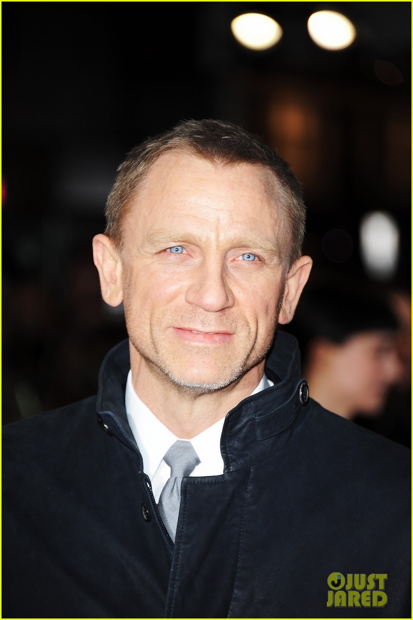 Daniel Craig 'Dragon Tattoo' Premiere with Rooney Mara! Photo 2609489