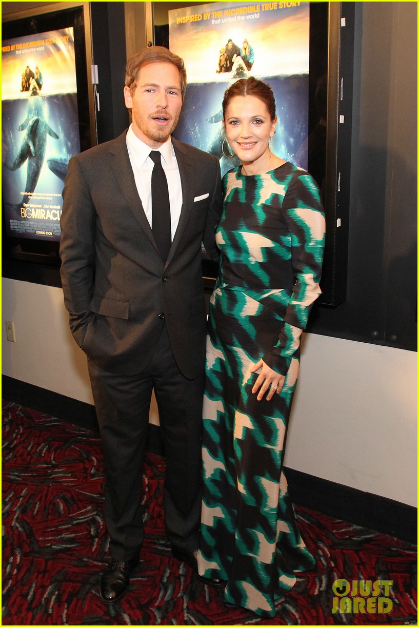 Drew Barrymore & Will Kopelman 'Big Miracle' Premiere! Photo 2622023