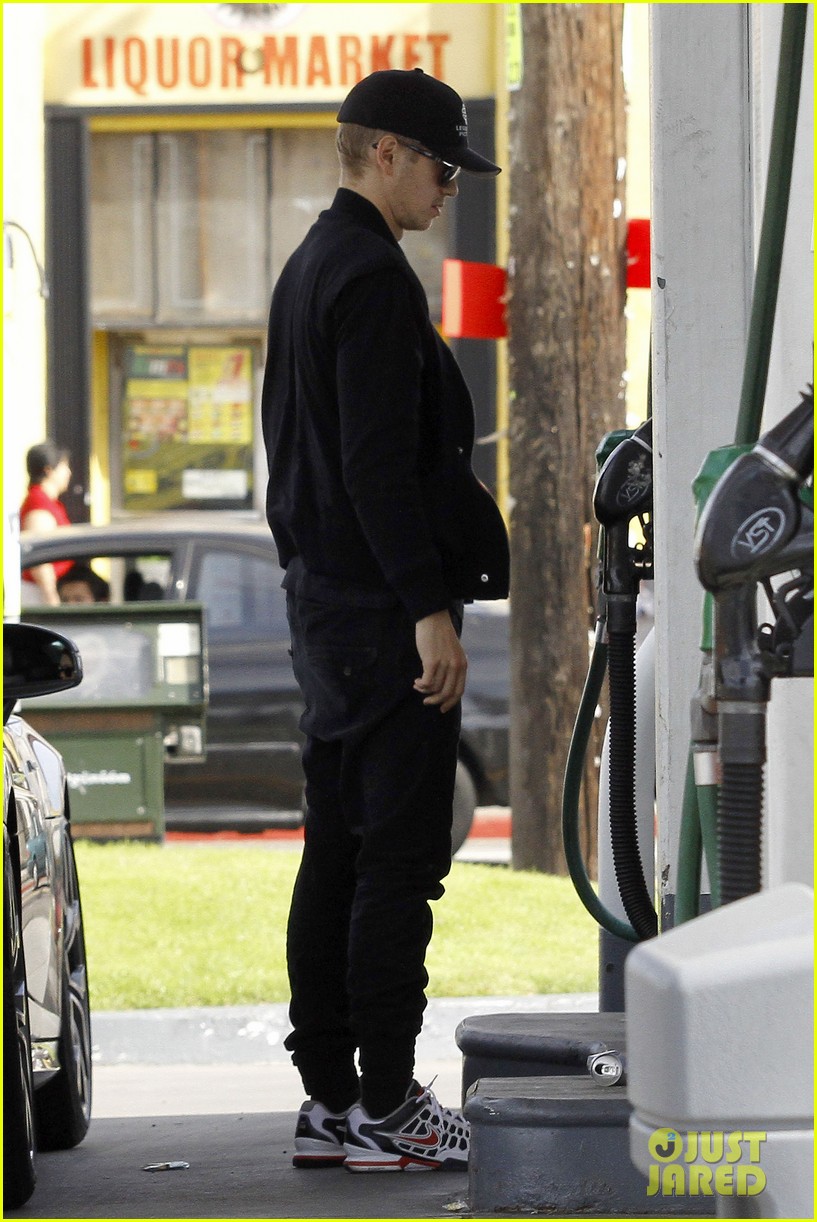 Rachel Bilson & Hayden Christensen: Gas Station Woes!: Photo 2623359