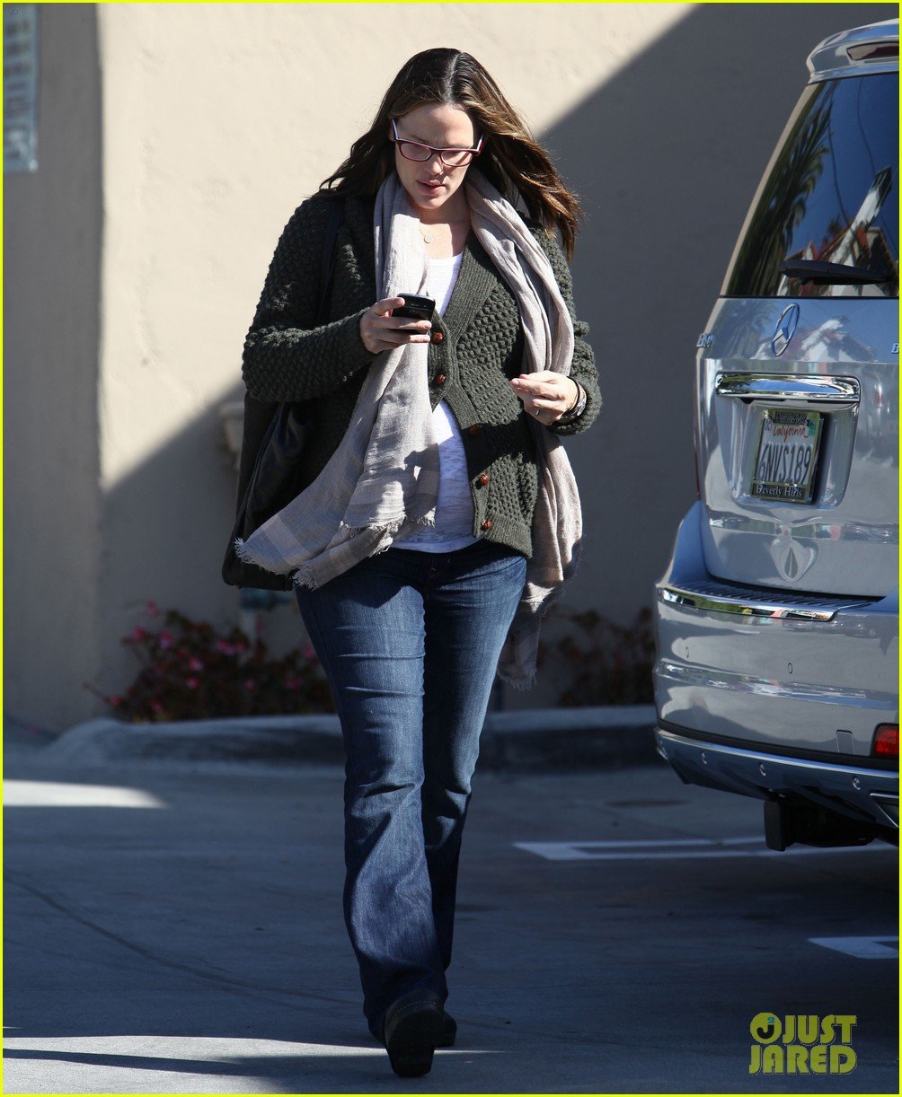 Jennifer Garner: Nail Salon Stop in Santa Monica: Photo 2619483