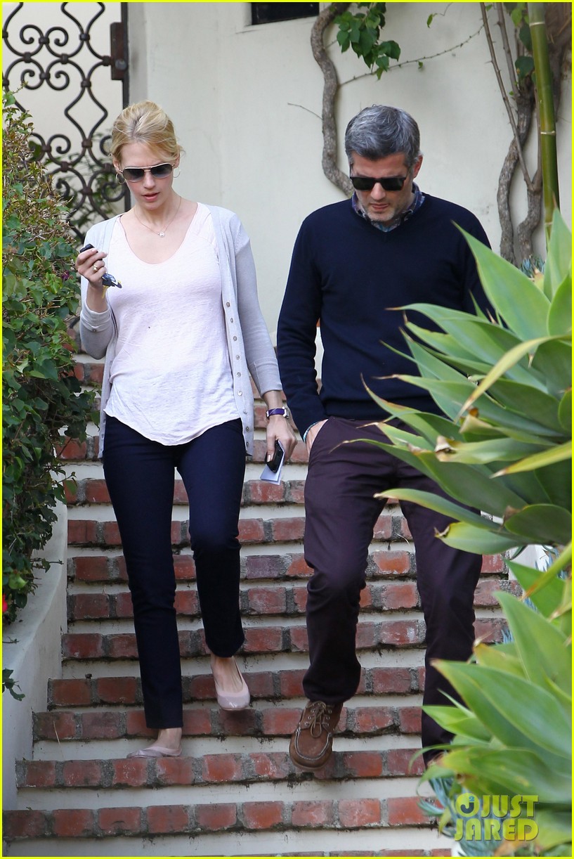 January Jones: Birthday Celebration!: Photo 2615074 | January Jones