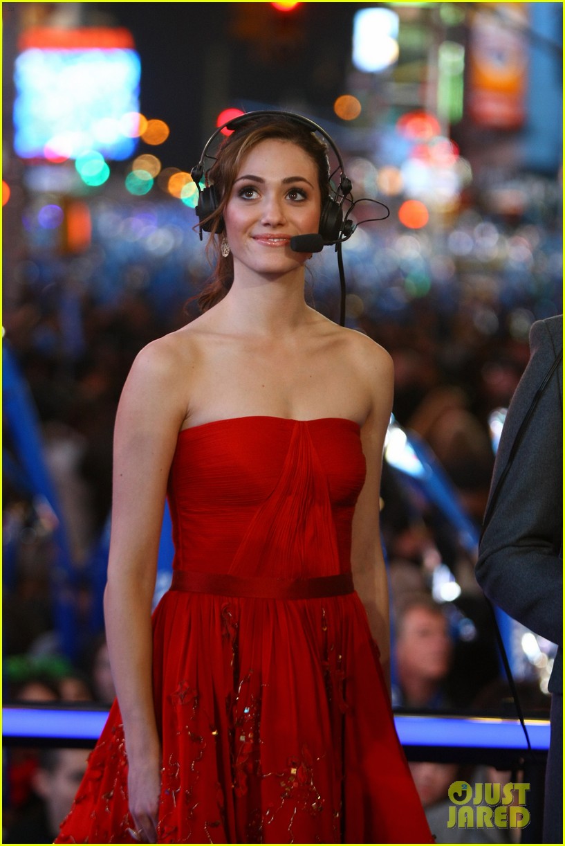 Emmy Rossum: New Year's Eve in Times Square!: Photo 2613806 | Carson