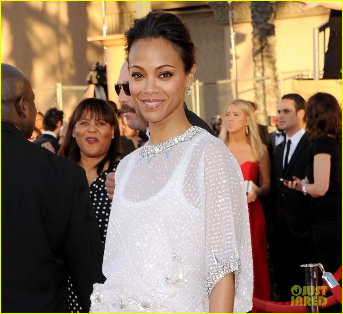 Zoe Saldana - SAG Awards 2012 Red Carpet: Photo 2623427 | Zoe Saldana