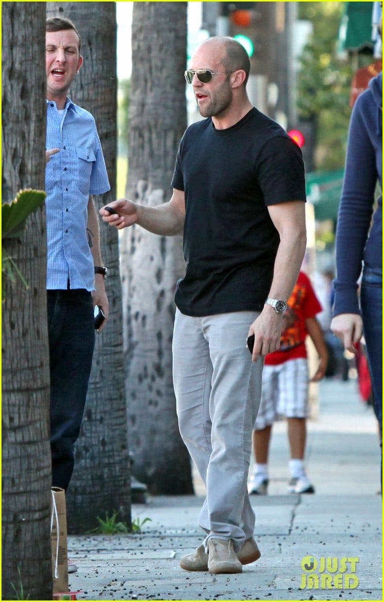 Jason Statham New 'Safe' Poster! Photo 2623078 Jason Statham Photos