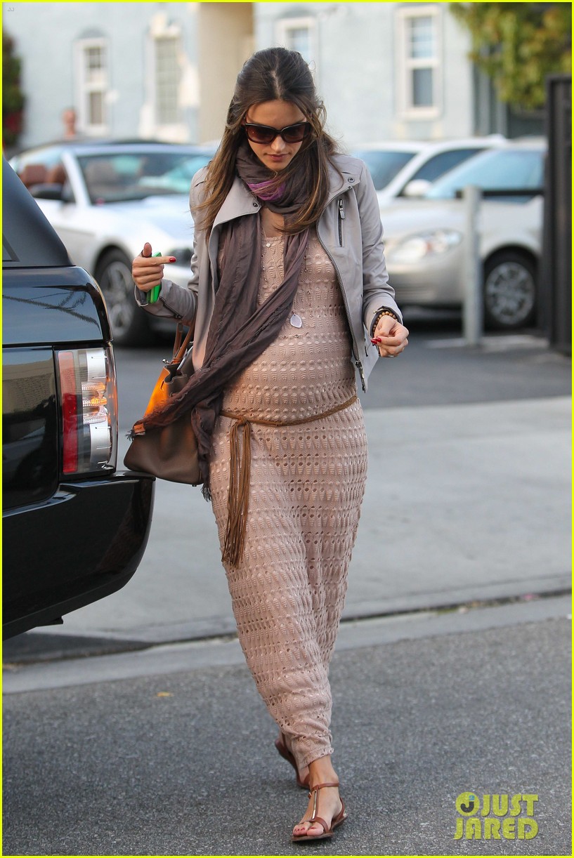 Alessandra Ambrosio Beverly Hills Baby Bump! Photo 2633181