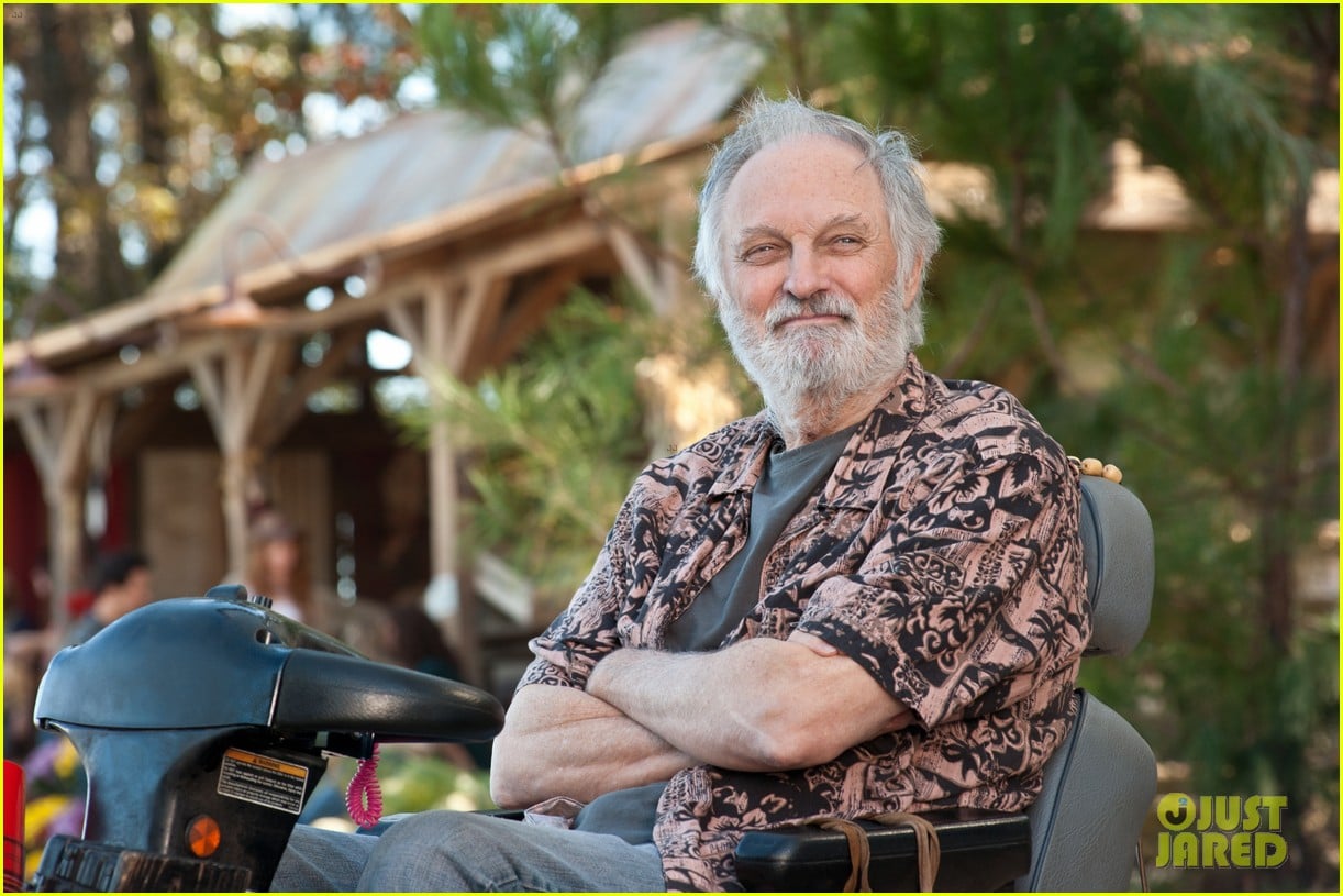 Jennifer Aniston & Paul Rudd: New 'Wanderlust' Poster & Stills!: Photo ...