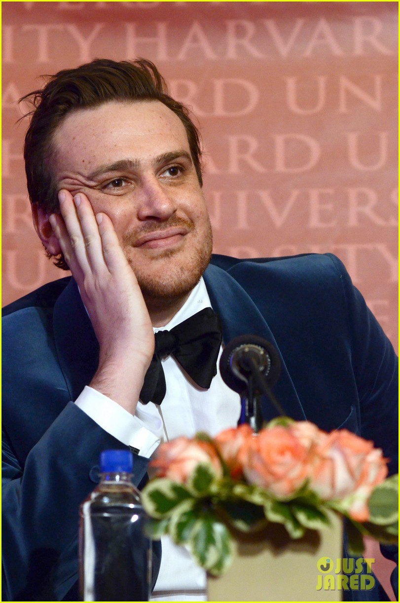 Jason Segel Hasty Pudding's Man of the Year! Photo 2625110 Jason