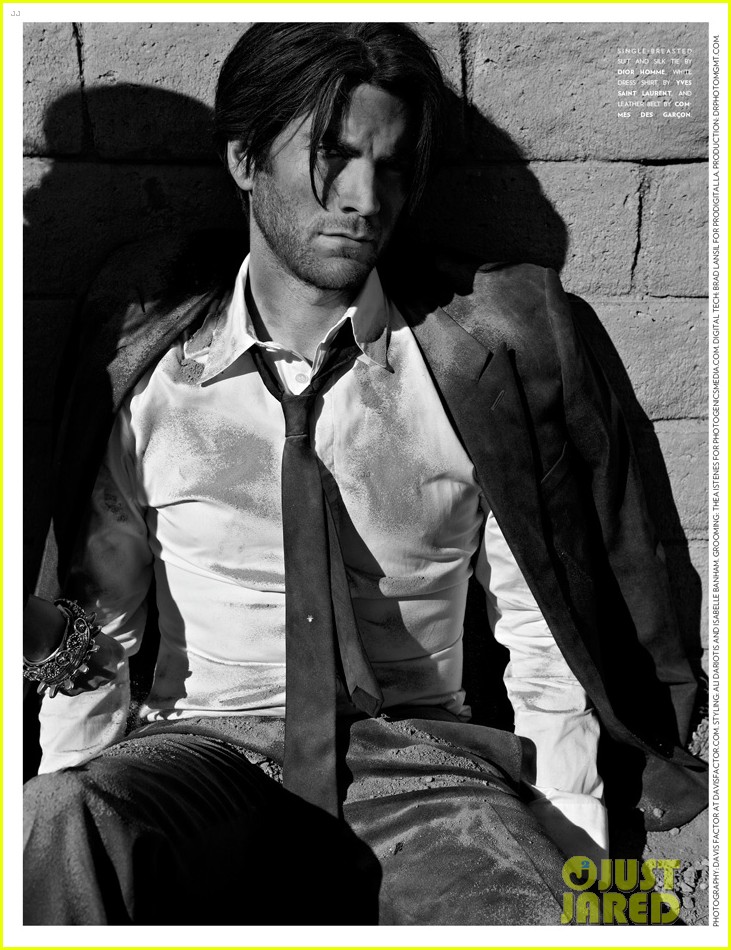 wes bentley shirtless for flaunt feature 042637832