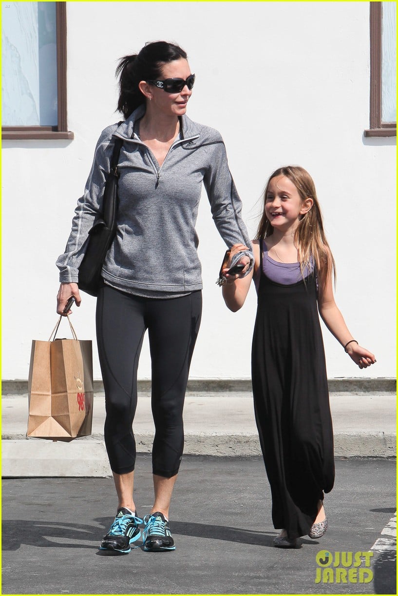 Courteney Cox & Coco: Mommy-Daughter Time in Malibu: Photo 2642285