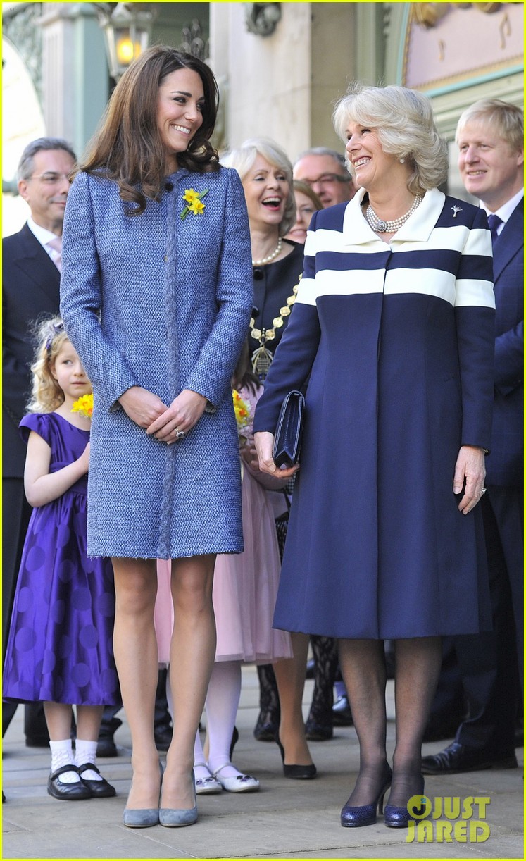 Duchess Kate Fortnum & Mason Store Visit with Camilla! Photo 2634880
