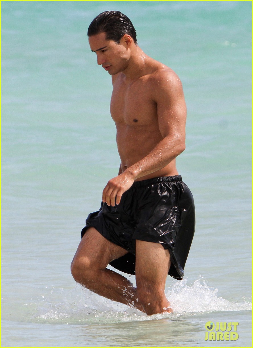 Mario Lopez: South Beach Hunk: Photo 2642658 Mario Lopez Pictures Just Jared