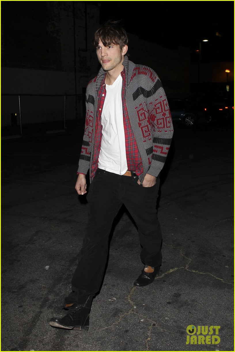 Ashton Kutcher Watches Rumer Willis Sing at Sayers Club Photo 2636860 Ashton Kutcher, Rumer