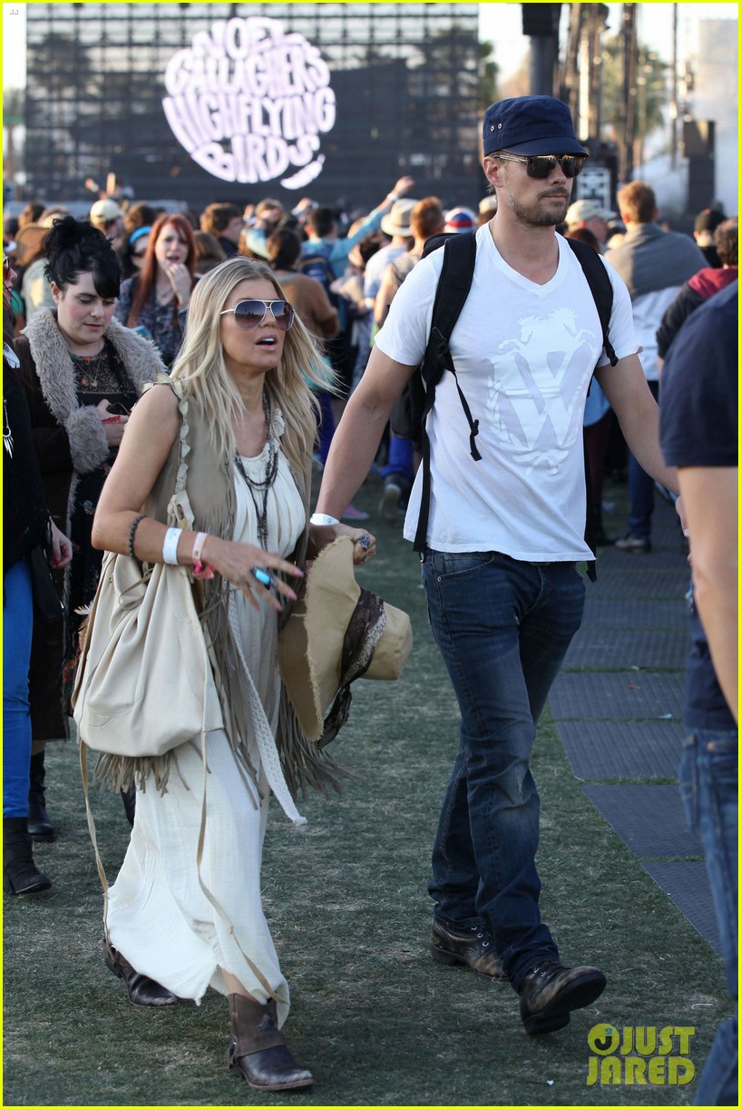 Fergie & Josh Duhamel Coachella Couple! Photo 2649121 Fergie, Josh Duhamel Photos Just