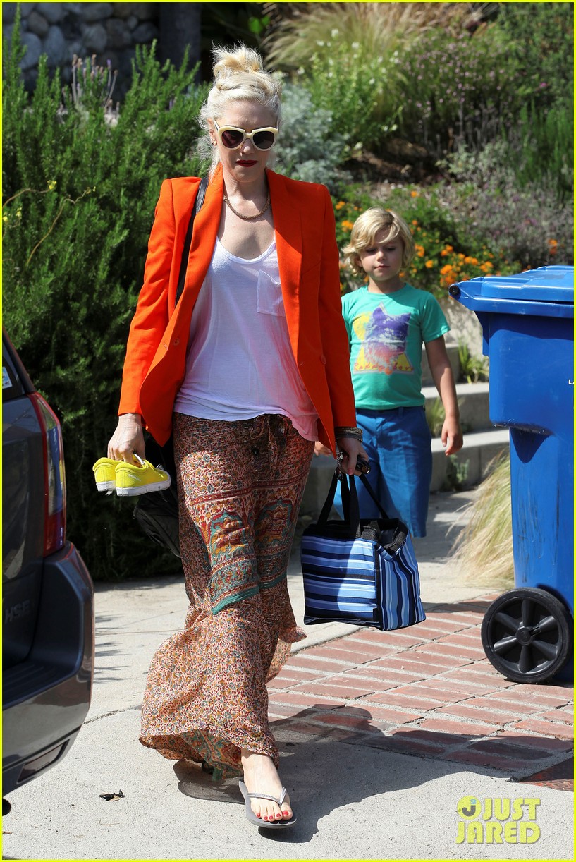 Gwen Stefani Family Visit with Kingston & Zuma Photo 2655574