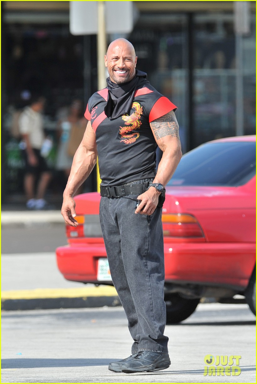 Mark Wahlberg: 'Pain and Gain' Shoot with Dwayne Johnson: Photo 2647645