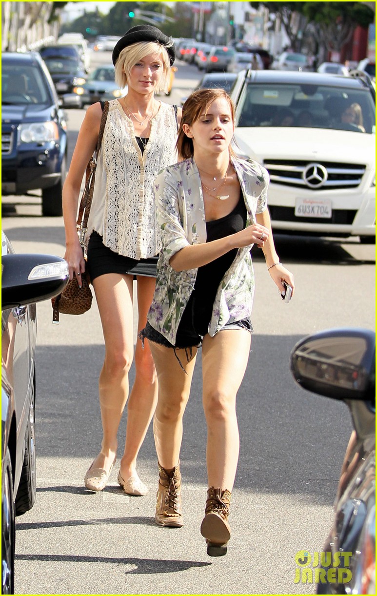 Emma Watson: Saturday Shopping Spree!: Photo 2646625 | Emma Watson