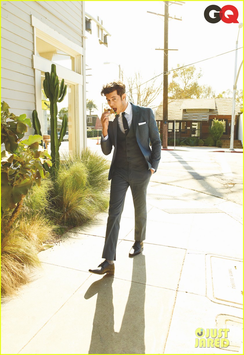 Adam Brody: 'I'm Obsessed with No Socks!': Photo 2659171 | Adam Brody ...