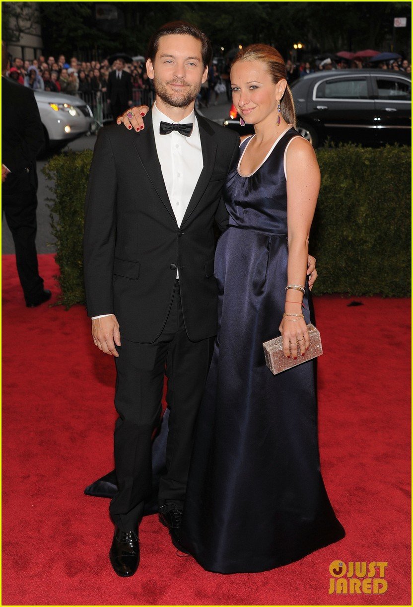 Tobey Maguire: Met Ball 2012 with Jennifer Meyer!: Photo 2658838 ...