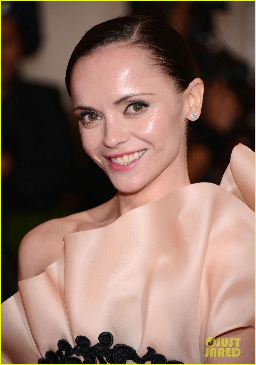 Christina Ricci Met Ball 2012 Photo 2658482 Christina Ricci Pictures Just Jared Christina Ricci Met Ball 2012 Photo 2658482 Christina Ricci Pictures Just Jared