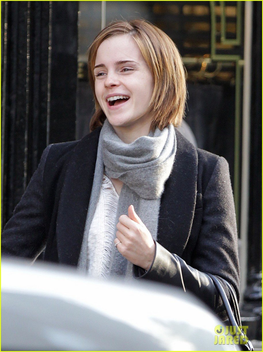 Emma Watson: Chelsea Shopping Spree!: Photo 2659745 | Emma Watson