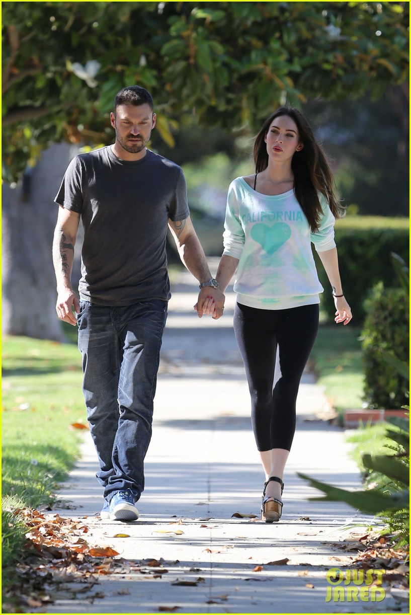Megan Fox Pregnant Stroll with Brian Austin Green? Photo 2672562