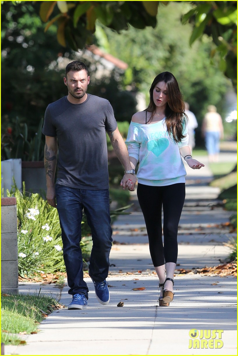 Megan Fox Pregnant Stroll with Brian Austin Green? Photo 2672568