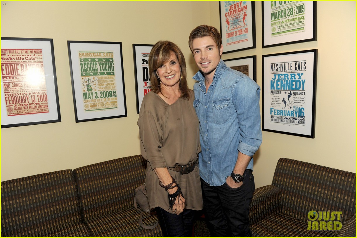 Josh Henderson & Linda Gray 'Dallas' Screening at CMA Fest! Photo