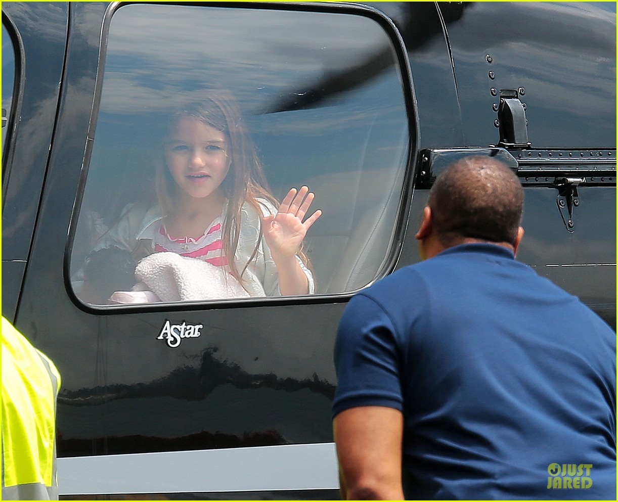 Katie Holmes & Suri Bye Bye, Big Apple! Photo 2669185 Celebrity