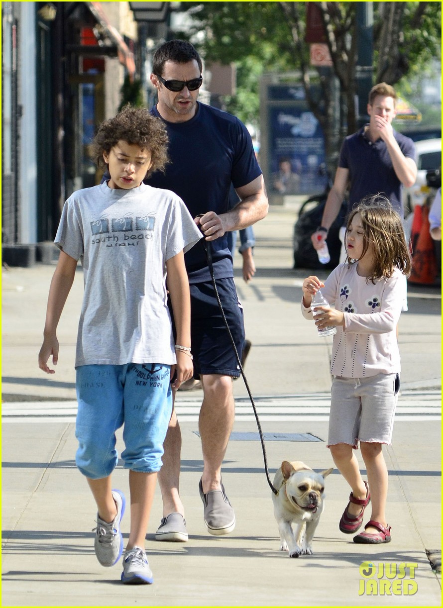 сопрано сериал 1999–2007. япония токио руфинг. принц гарри с племянниками. шагомер логотип. The pavement.