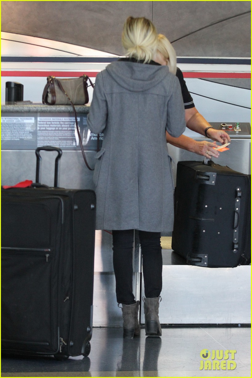 Riley Keough: 'Vanity Fair' Vanities Girl!: Photo 2673830 | Riley