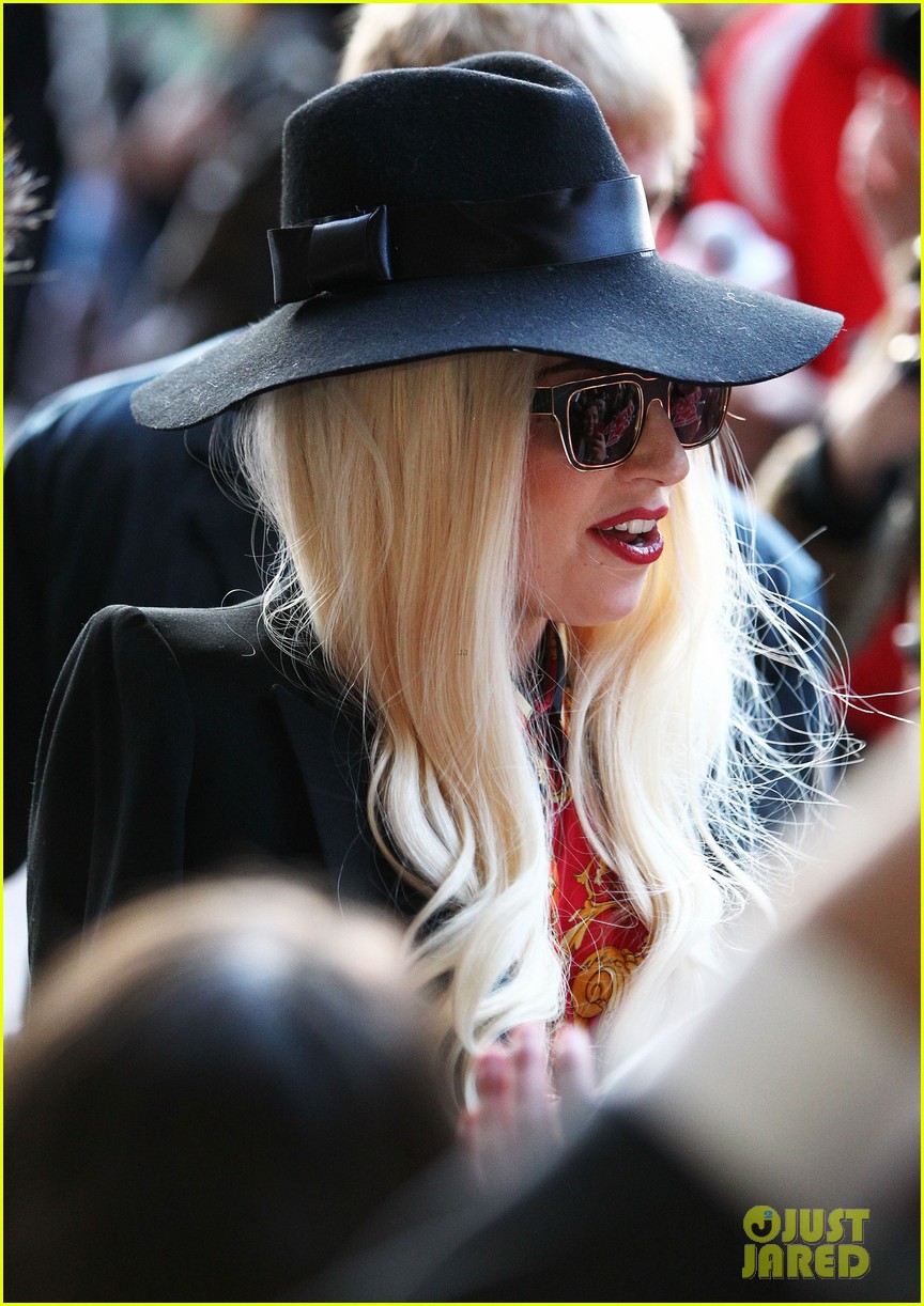 Lady Gaga Joins 'Machete Kills' New Poster Revealed! Photo 2692368