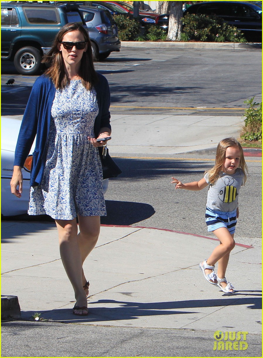 Jennifer Garner & Seraphina Frozen Yogurt Stop! Photo 2684818 Ben