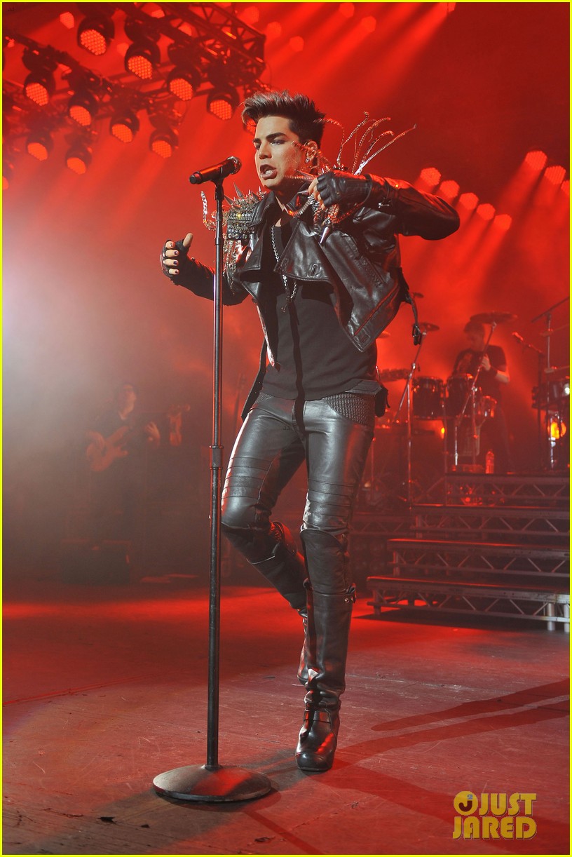 Adam Lambert Hammersmith Apollo with Queen! Photo 2686266 Adam