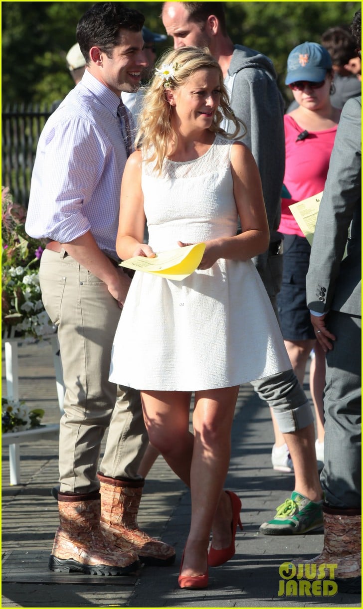 amy poehler they came together set with archie 07