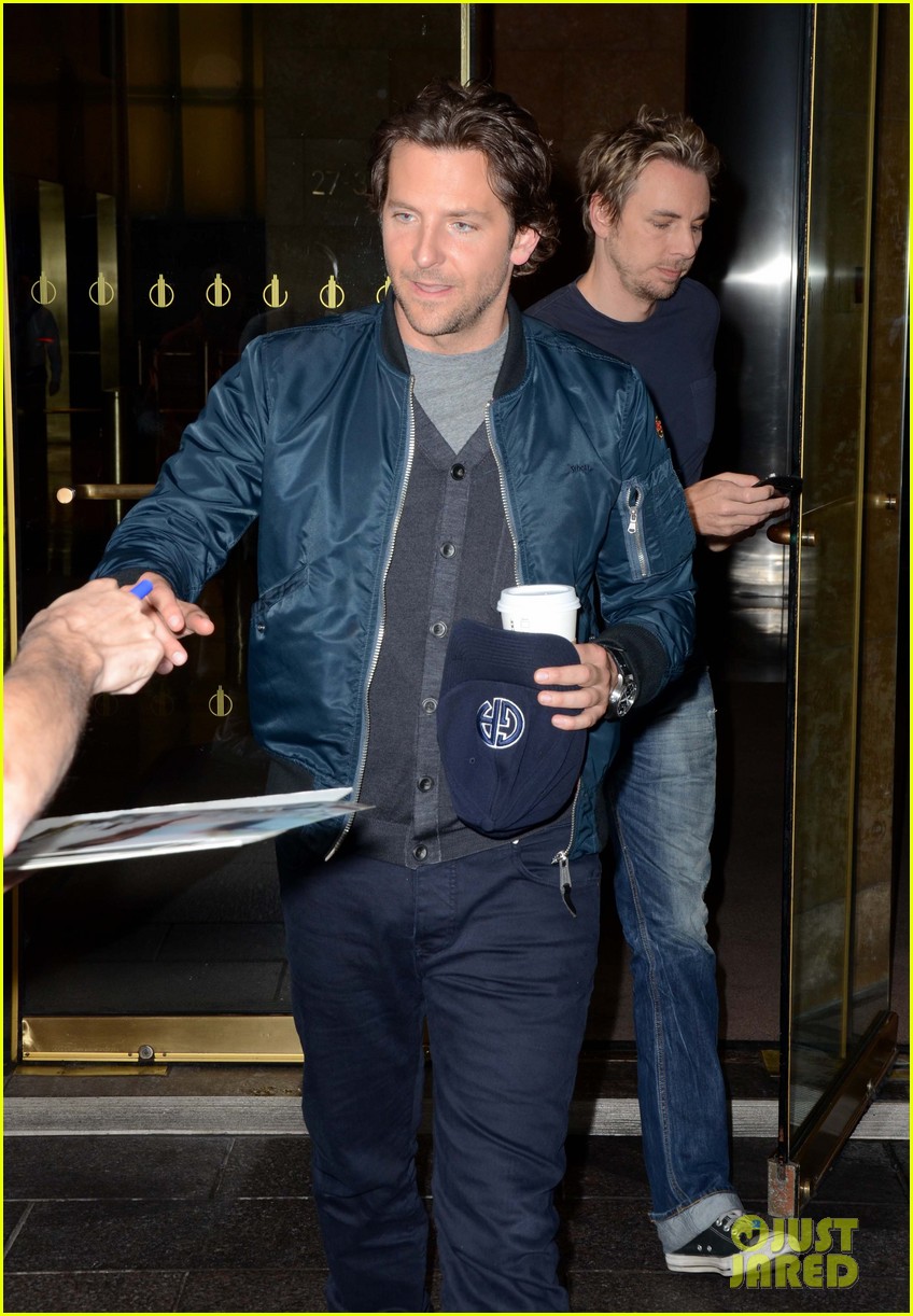 Bradley Cooper Victor Garber's Cabaret Debut! Photo 2705836 Bradley